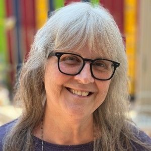 Meet your Posher, Deborah